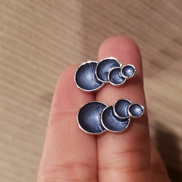 Round Retro Style Blue Gray Earrings - Picture 2 of 5